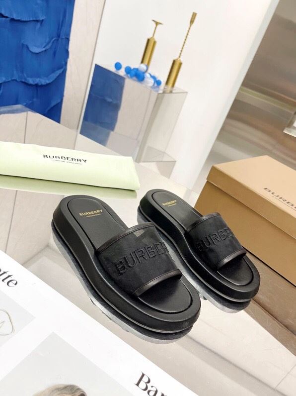 Burberry Slippers